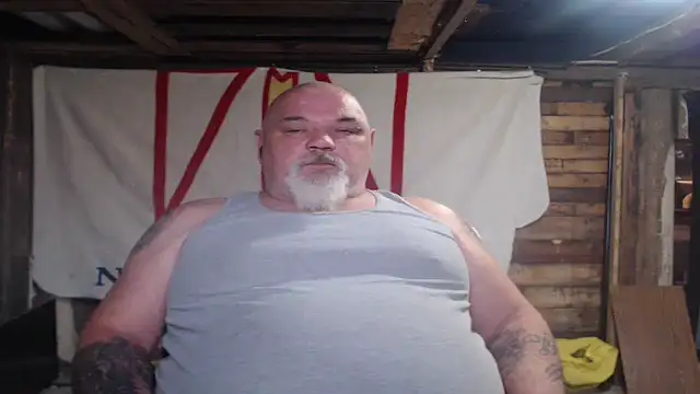Snapshot of Newfiesausage1972 chatting on April 2026 03:42:01 PM Newfiesausage1972 online show from April 2026 03:42:01 PM