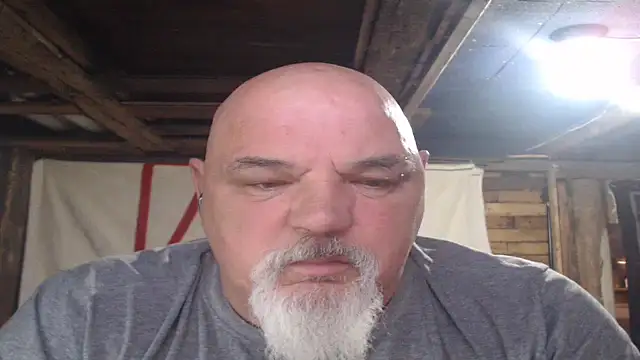 Snapshot of Newfiesausage1972 chatting on April 2026 09:10:02 PM Newfiesausage1972 online show from April 2026 09:10:02 PM