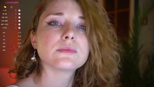 Snapshot of Your_phobia chatting on October 2025 07:02:01 PM Your phobia online show from October 2025 07:02:01 PM