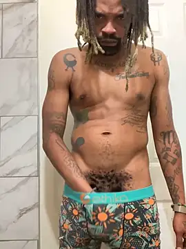 Snapshot of 1BeautyN1Beast chatting on December 2024 06:21:01 AM 1BeautyN1Beast online show from December 2024 06:21:01 AM