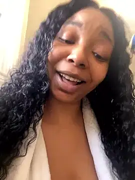 Snapshot of 1BeautyN1Beast chatting on December 2024 08:36:02 PM 1BeautyN1Beast online show from December 2024 08:36:02 PM