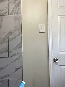 Snapshot of 1BeautyN1Beast chatting on December 2024 06:20:02 PM 1BeautyN1Beast online show from December 2024 06:20:02 PM