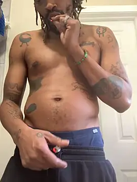 Snapshot of 1BeautyN1Beast chatting on December 2024 09:08:01 PM 1BeautyN1Beast online show from December 2024 09:08:01 PM