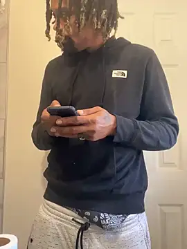 Snapshot of 1BeautyN1Beast chatting on January 2025 04:02:01 PM 1BeautyN1Beast online show from January 2025 04:02:01 PM