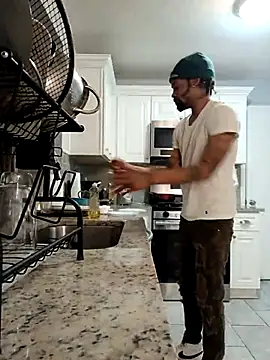 Snapshot of 1BeautyN1Beast chatting on February 2025 04:58:01 AM 1BeautyN1Beast online show from February 2025 04:58:01 AM