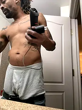 Snapshot of 1BeautyN1Beast chatting on November 2025 01:06:01 AM 1BeautyN1Beast online show from November 2025 01:06:01 AM