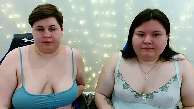 BeckyAndHellen online show from March 2026 11:21:02 AM