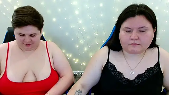 BeckyAndHellen online show from July 2026 12:25:02 PM