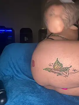 Shuggabutt online show from February 2025 03:08:02 PM