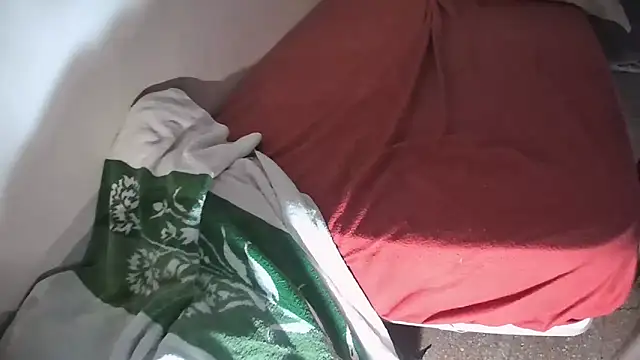 Snapshot of MartaMoon96 chatting on January 2025 04:01:02 PM MartaMoon96 online show from January 2025 04:01:02 PM