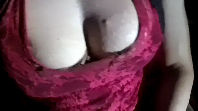 Snapshot of MartaMoon96 chatting on September 2025 02:02:01 AM MartaMoon96 online show from September 2025 02:02:01 AM