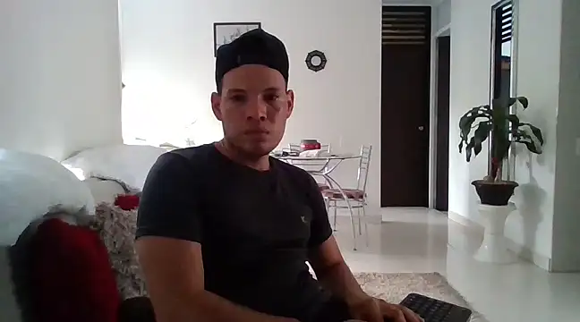 Snapshot of kinke31 chatting on February 2025 09:35:02 PM kinke31 online show from February 2025 09:35:02 PM