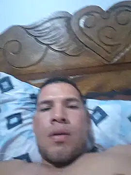 Snapshot of kinke31 chatting on January 2026 11:07:01 PM kinke31 online show from January 2026 11:07:01 PM