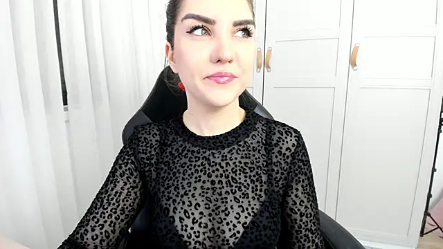 Snapshot of EnygmaVane chatting on February 2025 04:25:01 AM EnygmaVane online show from February 2025 04:25:01 AM