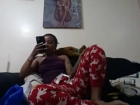 hoely grail01 online show from December 2025 05:11:02 PM