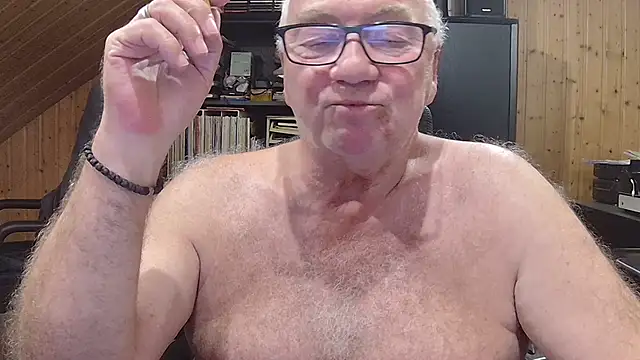 biggandybig online show from June 2026 11:03:01 PM