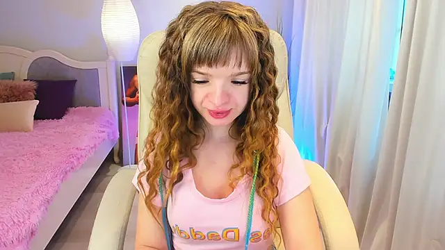 Snapshot of Eva_Rosec chatting on February 2025 07:07:01 AM Eva Rosec online show from February 2025 07:07:01 AM