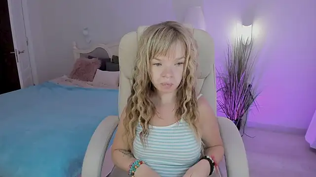 Snapshot of Eva_Rosec chatting on September 2025 11:43:02 AM Eva Rosec online show from September 2025 11:43:02 AM