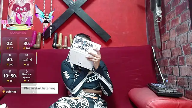 Yaumiko online show from September 2025 04:40:02 PM