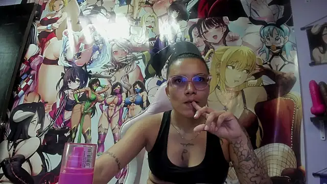 Yaumiko online show from September 2025 03:34:01 PM