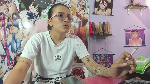 Yaumiko online show from October 2025 07:36:02 PM