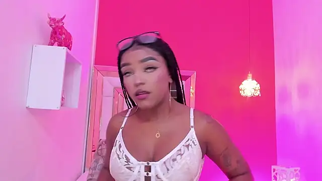 Snapshot of malu_horny_69 chatting on February 2026 08:05:01 PM malu horny 69 online show from February 2026 08:05:01 PM