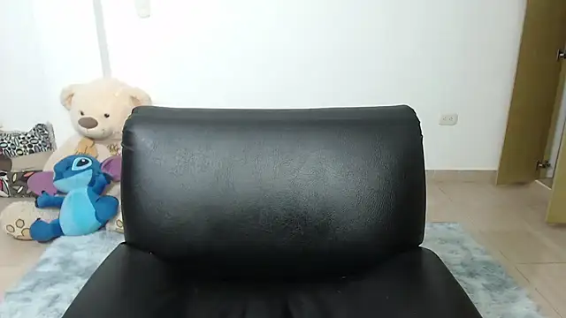 alexia 87 online show from March 2025 03:25:01 AM