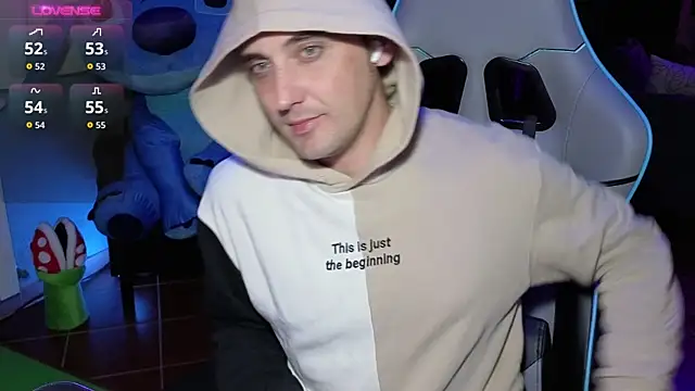 Snapshot of Gil_gamesh90 chatting on October 2025 07:47:01 PM Gil gamesh90 online show from October 2025 07:47:01 PM