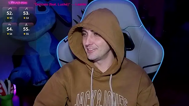 Snapshot of Gil_gamesh90 chatting on February 2026 06:02:01 PM Gil gamesh90 online show from February 2026 06:02:01 PM