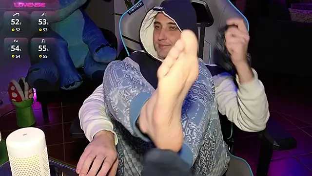 Snapshot of Gil_gamesh90 chatting on February 2026 06:19:01 PM Gil gamesh90 online show from February 2026 06:19:01 PM