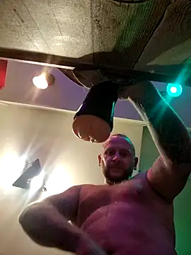 RomWoolf online show from February 2025 10:25:01 PM