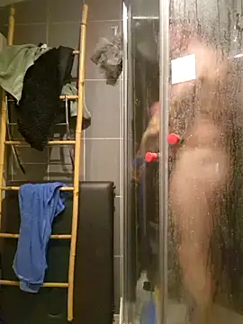 RomWoolf online show from February 2025 12:43:01 AM