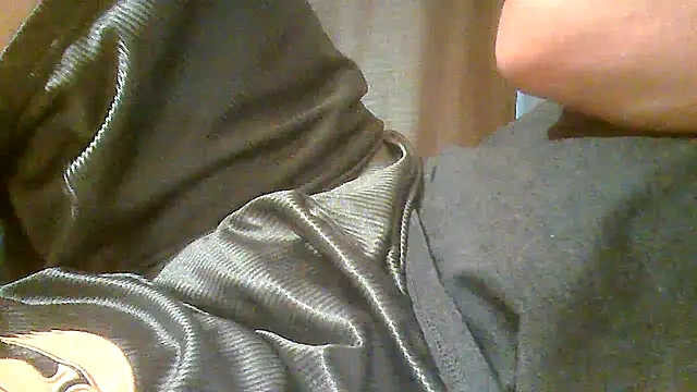 nuttinbuttcock69 online show from June 2026 05:07:01 PM