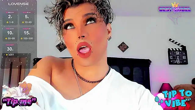 Snapshot of angels_srednal chatting on December 2024 01:11:02 PM angels srednal online show from December 2024 01:11:02 PM