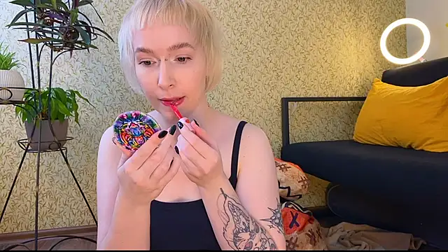 EmmyAmbros online show from February 2025 08:21:02 AM