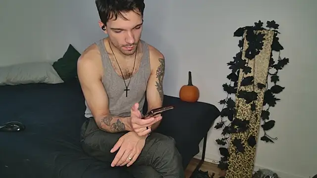 JackDesFeux online show from September 2025 08:24:01 PM