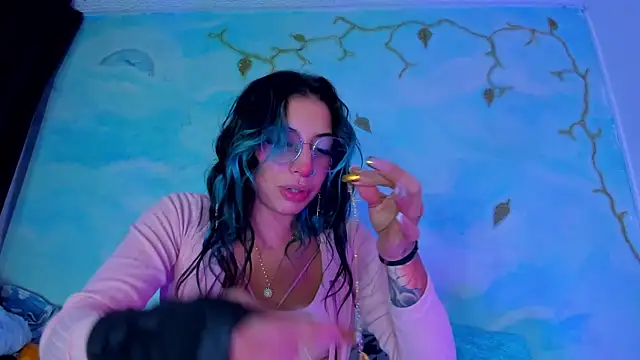 SaturnooStonee online show from February 2026 12:29:01 AM