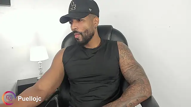 Snapshot of Xander_Str0ng chatting on April 2026 11:49:01 AM Xander Str0ng online show from April 2026 11:49:01 AM