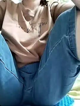 Mie610 online show from December 2024 11:47:01 PM