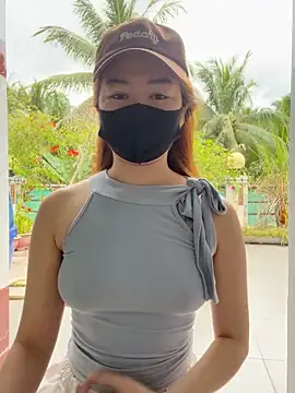 BabyThree  online show from September 2025 09:25:02 AM