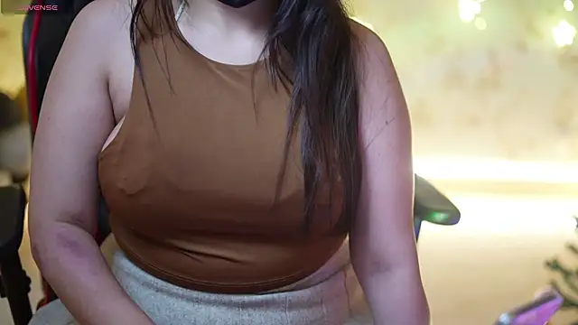 Snapshot of only_aleesha chatting on December 2024 05:37:02 PM only aleesha online show from December 2024 05:37:02 PM