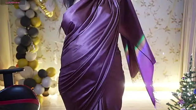 Snapshot of only_aleesha chatting on December 2024 08:39:01 PM only aleesha online show from December 2024 08:39:01 PM