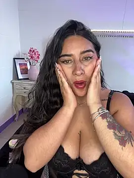 serenna se online show from March 2026 08:25:02 PM