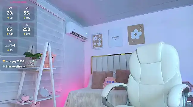 Cristall Bunny online show from February 2025 12:47:02 AM