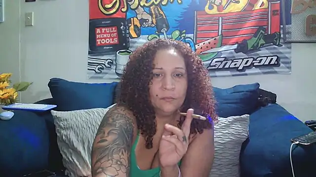 ladycreamypr2 online show from June 2026 12:08:02 AM