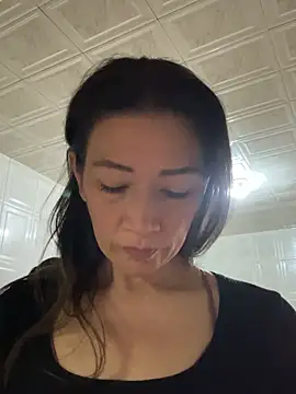 Snapshot of Yulia_sx chatting on January 2026 03:06:01 PM Yulia sx online show from January 2026 03:06:01 PM