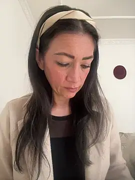 Yulia sx online show from May 2026 07:22:01 PM