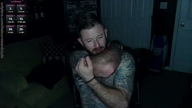 chillinthemosttt online show from February 2025 04:25:01 AM