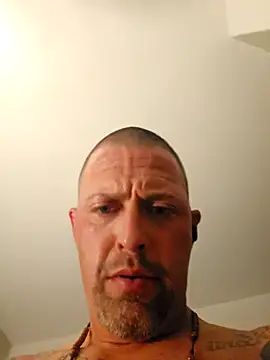 Snapshot of LongandEasy77 chatting on December 2025 10:20:02 AM LongandEasy77 online show from December 2025 10:20:02 AM