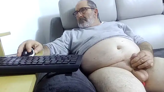 Snapshot of gillou1234 chatting on March 2026 11:45:01 PM gillou1234 online show from March 2026 11:45:01 PM